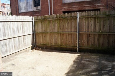 1841 Biltmore St NW unit A, Washington, DC 20009 - photo 5