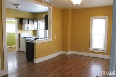 213 Center St, Auburn, IN 46706 - photo 5