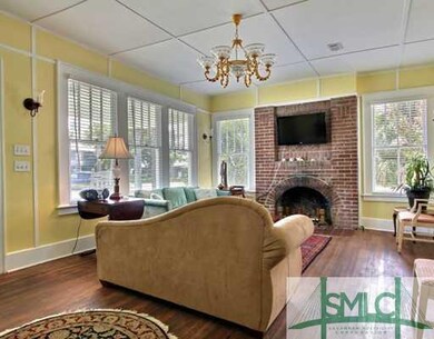 Other. Fireplace is in the living room (non workin