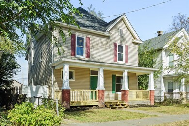 02-906 Stewart Ave SE_02