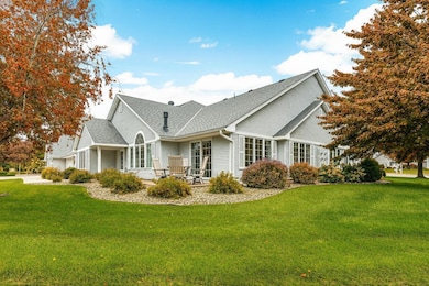 1301 Pine Pointe Curve, Saint Peter, MN 56082 - photo 4