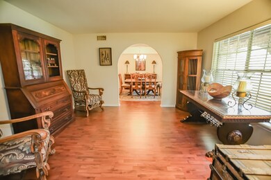 2216 Marguerite St, Bay City, TX 77414 - photo 4