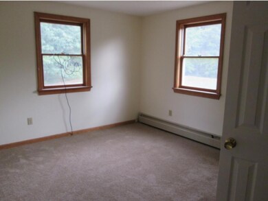 2 Sandy Brook Ln, Londonderry, NH 03053 - photo 6