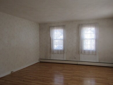 209 Coe St, Woonsocket, RI 02895 - photo 4