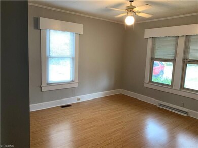 654 Mcdermott St, Asheboro, NC 27205 - photo 4