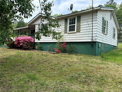 336 Capps Rd, Walhalla, SC 29691 - photo 3