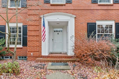 1117 Bishop Rd, Grosse Pointe Park, MI 48230 - photo 3