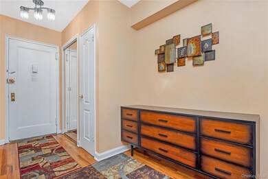 26-25 Union St unit 3E, Flushing, NY 11354 - photo 6