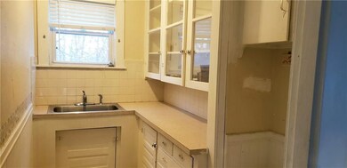 413 Academy Ave unit 1, Providence, RI 02908 - photo 6