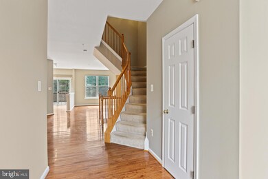 7308 Rocky Creek Dr, Columbia, MD 21046 - photo 3