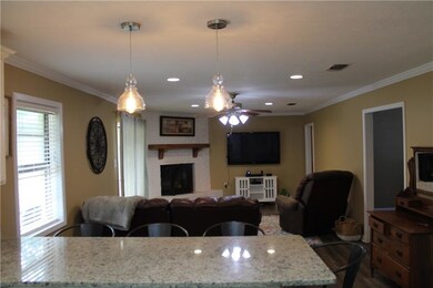 253 Oakwood Ln, Pineville, LA 71360 - photo 7