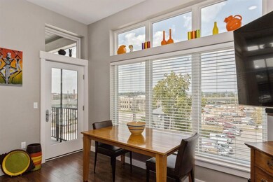 Great Room - Dining Area