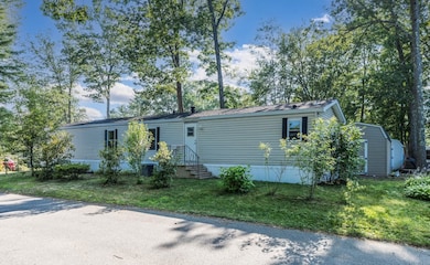 311 Friar Tuck Dr, Exeter, NH 03833 - photo 3