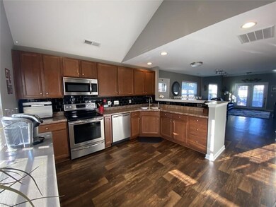 Large counter space