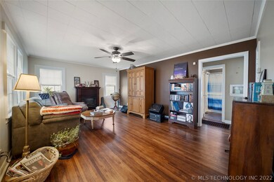 204 E 35th Place, Tulsa, OK 74105 - photo 6