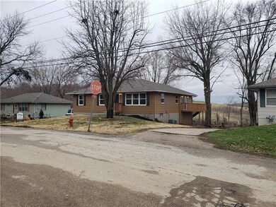 801 W Main St, Odessa, MO 64076 - photo 2