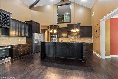 Granite Counters, Views of Loft