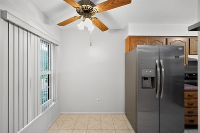 8411 Laurelon Place unit 10-3, Temple Terrace, FL 33637 - photo 6
