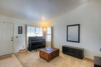Living Room (2)