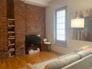 147 Worcester St unit 4, Boston, MA 02118 - photo 3