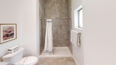 Verde-Unit-2-Bathroom(1)