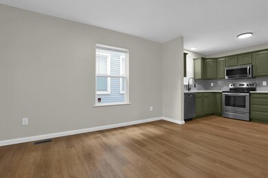 6-web-or-mls-1352-n-6th-st