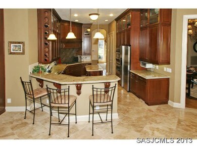 Gourmet Kitchen