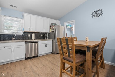 4014 Magnolia Dr, Franklin, IN 46131 - photo 7