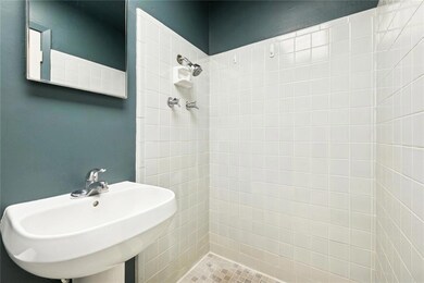 1227 Chartres St unit 1A, New Orleans, LA 70116 - photo 4