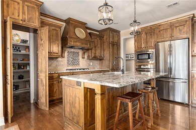 10804 W 169th St, Overland Park, KS 66221 - photo 6