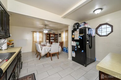 1 Ovington Ave, Edison, NJ 08817 - photo 6