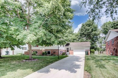 1241 Gresham Rd, Columbus, OH 43204 - photo 2