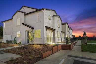 1824 Snowy White Place unit 51, Lincoln, CA 95648 - photo 2