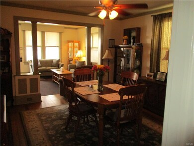 1209 Wood St, Bethlehem, PA 18018 - photo 2