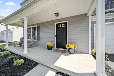 94 Richard Ave, South Bloomfield, OH 43103 - photo 2