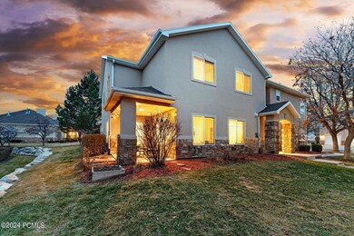 7141 S Kristilyn Ln, West Jordan, UT 84084 - photo 2