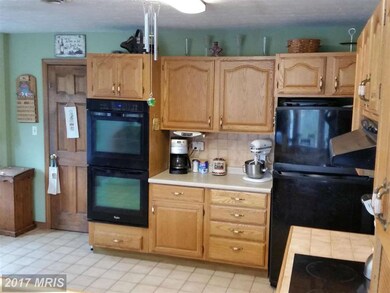 84 Iden Ln, Martinsburg, WV 25404 - photo 7