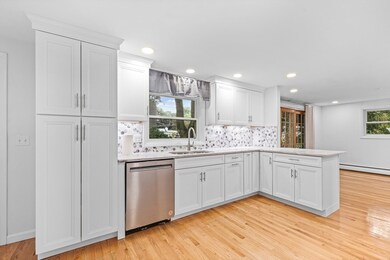 253 Linden St, Waltham, MA 02452 - photo 7