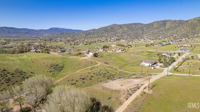 0 Sycamore Dr unit 202303399, Golden Hills, CA 93561 - photo 7