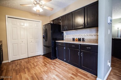 8416 Cloverport Dr, Louisville, KY 40228 - photo 7