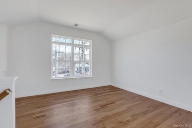 N/C Ronkonkoma, Ronkonkoma, NY 11779 - photo 4