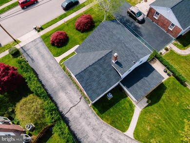 403 Sir Galahad Dr, Brookhaven, PA 19015 - photo 2