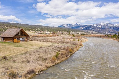 44950 Gallatin Rd, Gallatin Gateway, MT 59730 - photo 6