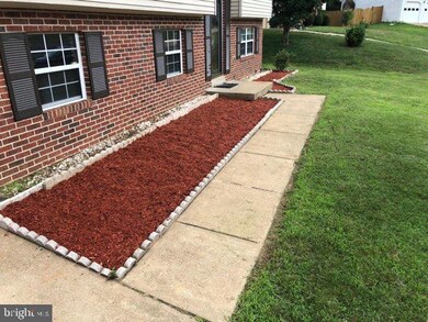 18209 Macrae Ct, Dumfries, VA 22026 - photo 3