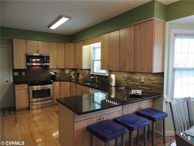 Kitchen - Another kitchen view