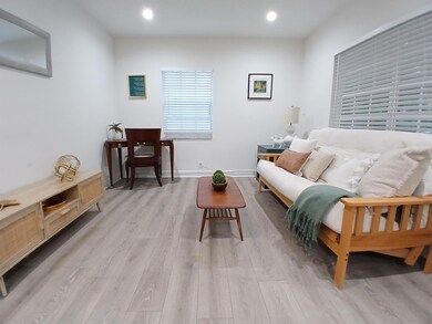 1137 NE 9th Ave unit 1137 (B), Delray Beach, FL 33483 - photo 4