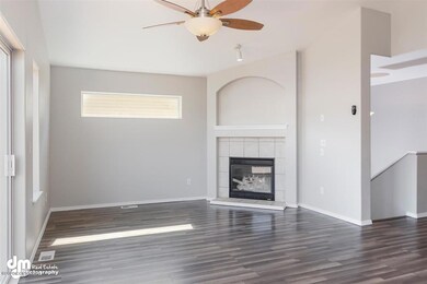 03-Living Room-ELKO3520
