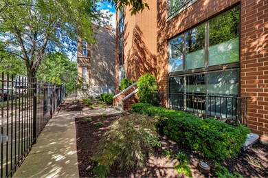 1645 N Artesian Ave unit 1, Chicago, IL 60647 - photo 2