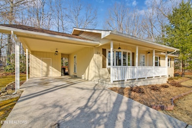 174 Dovenshire Dr, Crossville, TN 38558 - photo 2