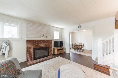 204 Carolina Ave, Phoenixville, PA 19460 - photo 7